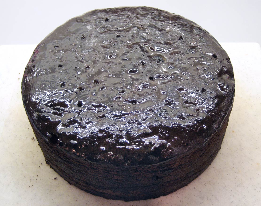 paint the cake with glaze