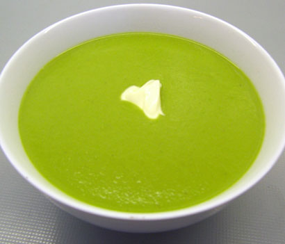 the finished asparagus soup